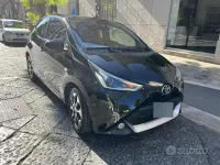 Usata Toyota Aygo Connect Style 72 CV (52 kW) 2020 Nero Utilitaria