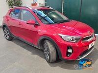 Usata Kia Stonic Style 120 CV (88 kW) 2019 Rosso SUV