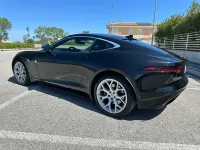 Usata Jaguar F-Type R-Dynamic 300 CV (220 kW) 2018 Nero metallizzato Coupé