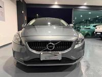 Usata Volvo V40 R-Design 120 CV (88 kW) 2018 Grigio scuro Berlina