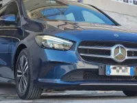 Usata Mercedes B180 Business 116 CV (85 kW) 2022 Blu/azzurro Utilitaria