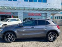 Usata Mercedes GLA200 Executive 136 CV (100 kW) 2015 Grigio SUV