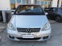 Usata Mercedes A200 Elegance 140 CV (102 kW) 2005 Rosso Berlina
