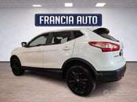 Usata Nissan Qashqai Acenta 110 CV (80 kW) 2015 Bianco SUV