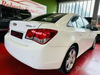 Usata Chevrolet Cruze LT 150 CV (110 kW) 2010 Bianco Berlina