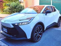 Usata Toyota C-HR Trend 152 CV (111 kW) 2025 Bianco SUV