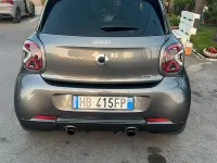 Begagnad Smart ForFour 2016 Grå Halvkombi