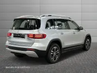 Käytetty Mercedes GLB180 Advanced 116 HP (85 kW) 2025 Musta Katumaasturi