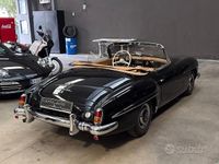 Usata Mercedes 190 105 CV (77 kW) 1960 Nero metallizzato Berlina
