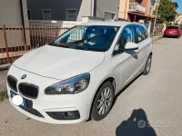 Usata BMW 218 Active Tourer Advantage 150 CV (110 kW) 2015 Bianco Monovolume