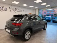Usata VW T-Roc Style 150 CV (110 kW) 2023 Grigio SUV