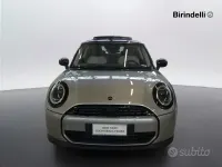 Usata Mini Cooper Classic 156 CV (114 kW) 2024 Grigio Utilitaria