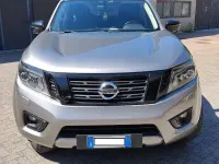 Usata Nissan Navara N-Guard 190 CV (139 kW) 2020 Grigio Pick-up