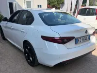 Usata Alfa Romeo Giulia 150 CV (110 kW) 2020 Bianco Berlina
