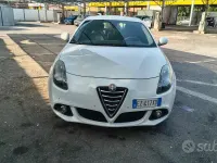 Usata Alfa Romeo Giulietta 120 CV (88 kW) 2015 Bianco Utilitaria