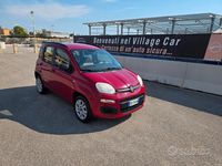 Usata Fiat Panda Lounge 85 CV (62 kW) 2013 Rosso Utilitaria