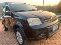 Usata Fiat Panda 4x4 Climbing 60 CV (44 kW) 2004 Nero Utilitaria