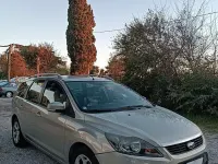Usata Ford Focus 90 CV (66 kW) 2010 Blu Station wagon