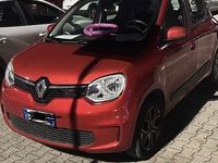 Usata Renault Twingo SE 69 CV (50 kW) 2020 Rosso Utilitaria