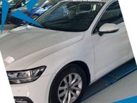 Usata VW Passat Business+ 150 CV (110 kW) 2022 Bianco Station wagon