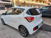 Usata Hyundai i10 69 CV (50 kW) 2019 Bianco Utilitaria