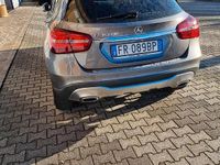 Usata Mercedes GLA200 136 CV (100 kW) 2018 Grigio SUV
