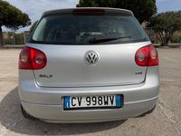 Usata VW Golf IV Comfortline 105 CV (77 kW) 2005 Argento Berlina