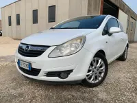 Usata Opel Corsa Enjoy 80 CV (58 kW) 2009 Bianco Utilitaria