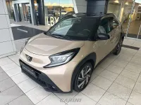 Usata Toyota Aygo X Lounge 72 CV (52 kW) 2022 Bianco SUV