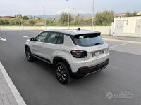Usata Jeep Avenger 100 CV (73 kW) 2023 Grigio SUV