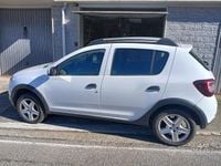 Usata Dacia Sandero Stepway 90 CV (66 kW) 2015 Bianco Berlina