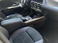 Usata Mercedes B200 150 CV (110 kW) 2019 Argento Monovolume