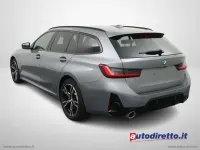 Usata BMW 330e M Sport 292 CV (214 kW) 2025 Grigio Station wagon