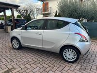 Usata Lancia Ypsilon Platinum 69 CV (50 kW) 2014 Grigio Utilitaria