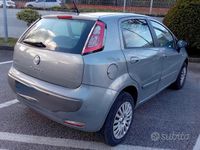 Usata Fiat Grande Punto 69 CV (50 kW) 2010 Grigio Utilitaria