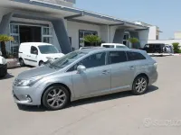 Usata Toyota Avensis Lounge 124 CV (91 kW) 2012 Grigio Station wagon