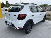 Usata Dacia Sandero 90 CV (66 kW) 2017 Bianco Utilitaria