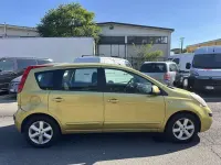 Usata Nissan Note Acenta 88 CV (64 kW) 2006 Oro Utilitaria