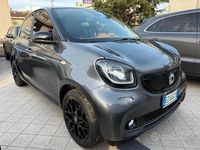 Usata Smart ForFour 71 CV (52 kW) 2015 Grigio Utilitaria