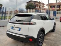 Usata Peugeot 2008 Allure 101 CV (74 kW) 2021 Bianco SUV