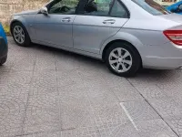 Usata Mercedes C220 170 CV (125 kW) 2009 Grigio Berlina