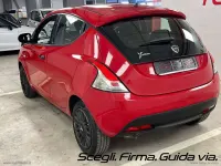 Usata Lancia Ypsilon 69 CV (50 kW) 2018 Rosso Utilitaria