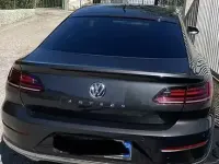 Usata VW Arteon Elegance 150 CV (110 kW) 2019 Nero Utilitaria