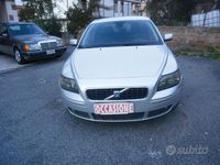 Usata Volvo S40 Kinetic 136 CV (100 kW) 2005 Argento Berlina