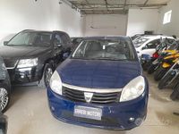 Usata Dacia Sandero 72 CV (52 kW) 2010 Blu Utilitaria