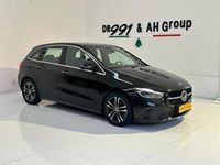 Usata Mercedes B220 AMG Line Premium 190 CV (139 kW) 2023 Nero Monovolume
