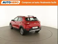 Usata Kia Stonic Style 101 CV (74 kW) 2022 Rosso SUV