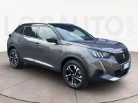 Usata Peugeot 2008 GT 131 CV (96 kW) 2022 Grigio SUV