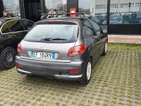 Usata Peugeot 206 60 CV (44 kW) 2010 Berlina