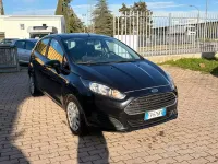 Usata Ford Fiesta 95 CV (69 kW) 2015 Nero Utilitaria